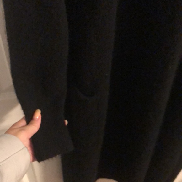 The Group by Babaton Nour sweater - Picture 5 of 5